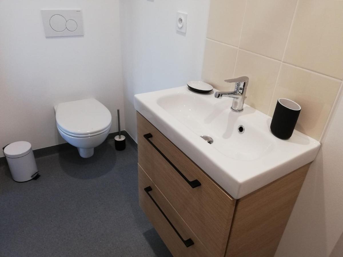 Studios Les 3 Eclats Saint-Laurent-sur-Sèvre Eksteriør billede